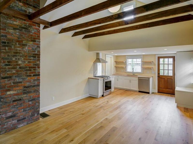 131 Lansing Street , Columbus, OH 43206 Photo 5