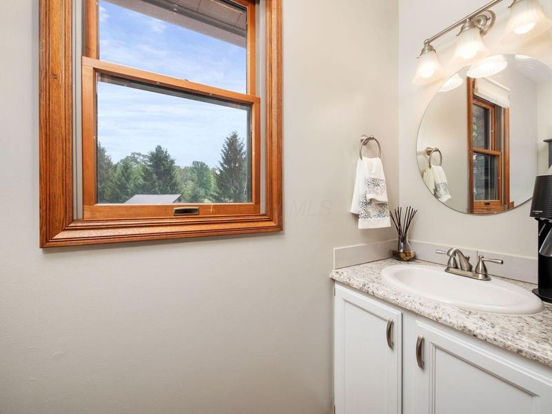 10750 Springwater Drive, Mount Vernon, OH 43050 Photo 14