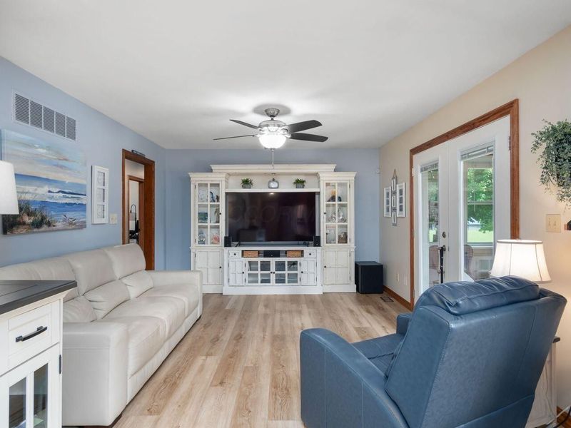 10750 Springwater Drive, Mount Vernon, OH 43050 Photo 18