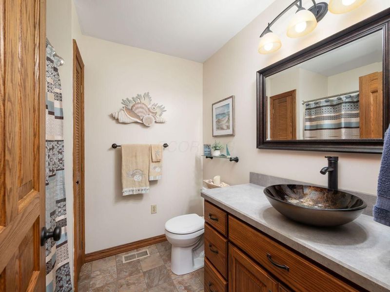 10750 Springwater Drive, Mount Vernon, OH 43050 Photo 21