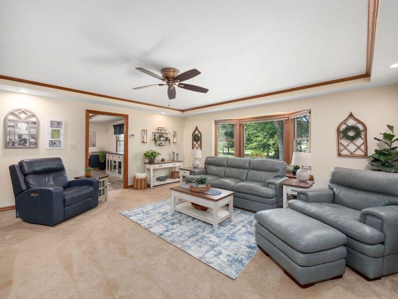 10750 Springwater Drive, Mount Vernon, OH 43050 Photo 8