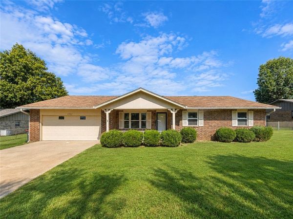 1903 Jean Street , Springdale, AR 72762