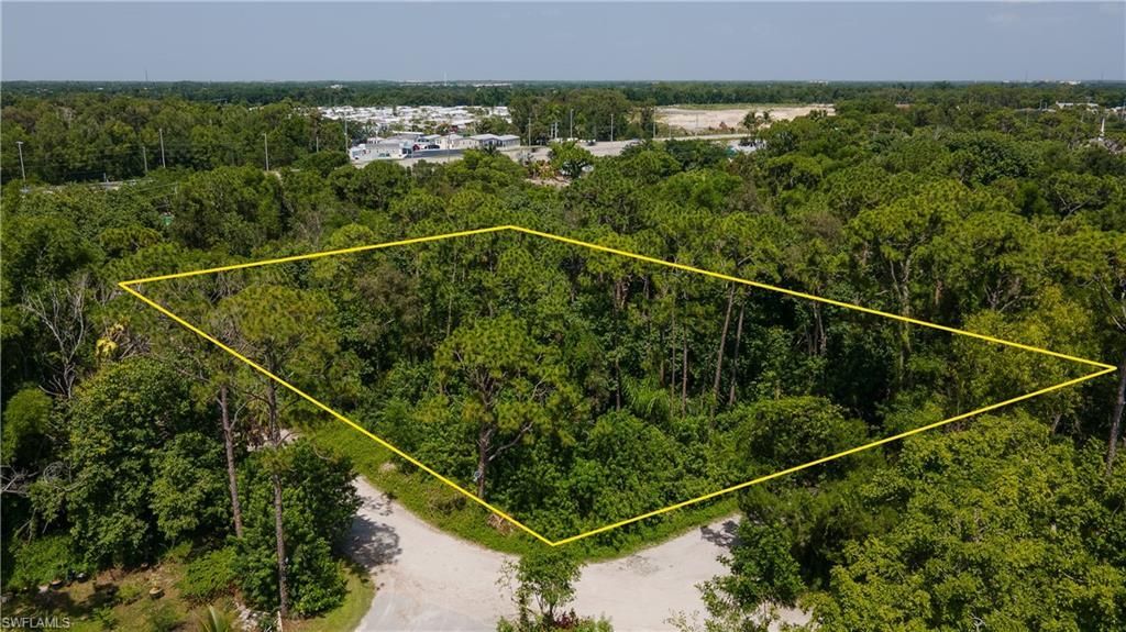 20190 Trailside Dr , Estero, FL 33928 Photo