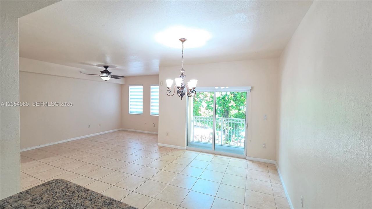 11401 NW 89th St , Unit 214, Doral, FL 33178 Photo