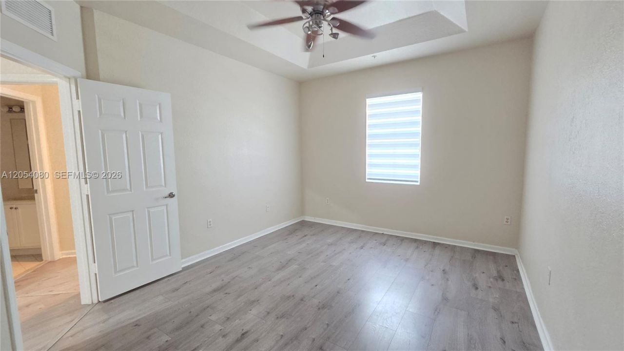 11401 NW 89th St , Unit 214, Doral, FL 33178 Photo