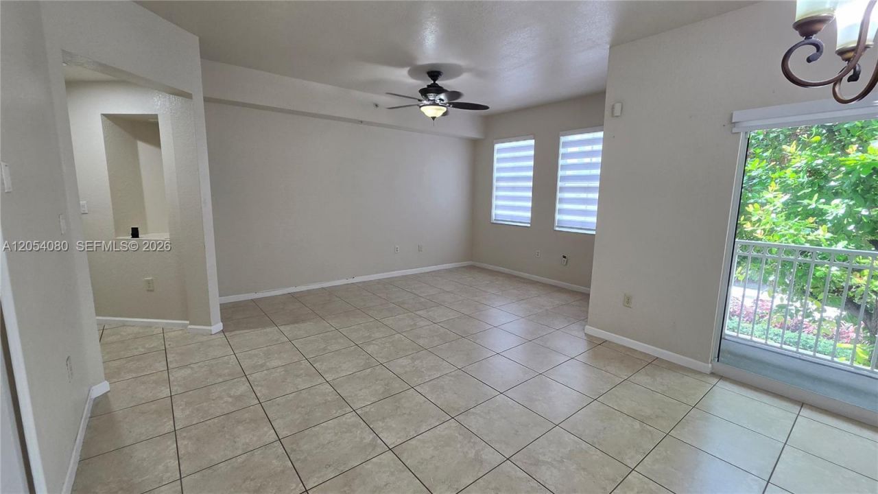 11401 NW 89th St , Unit 214, Doral, FL 33178 Photo