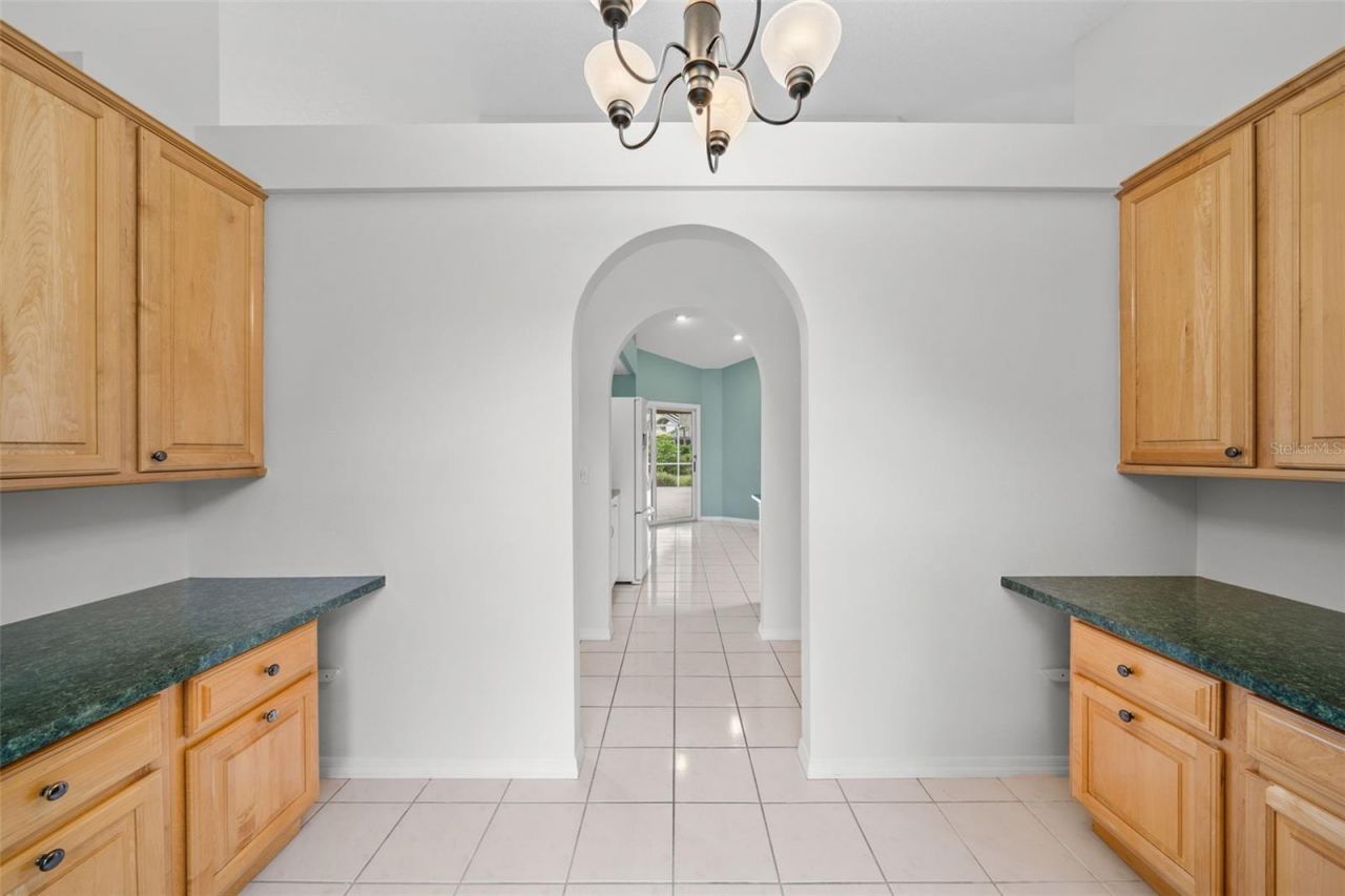 555 Park Estates Square, Venice, FL 34293 Photo