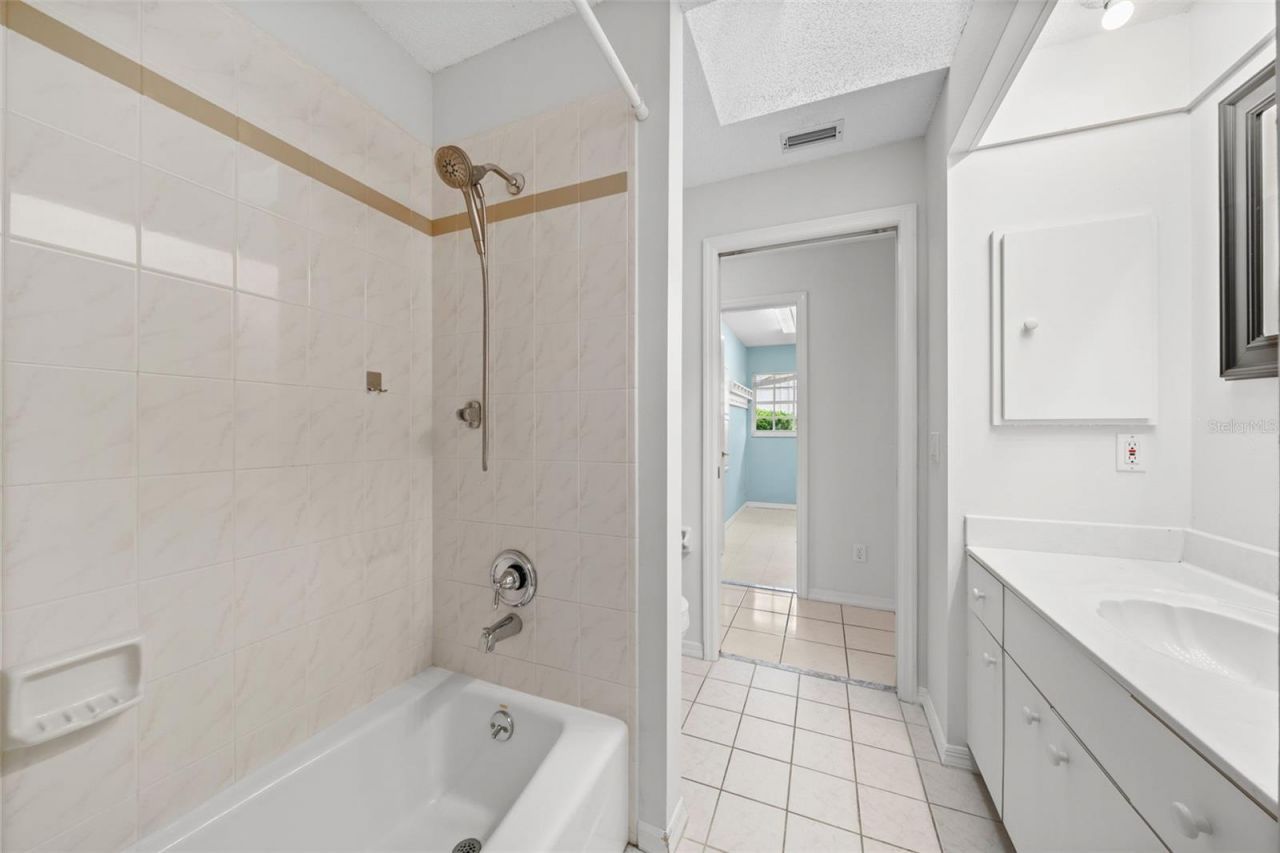 555 Park Estates Square, Venice, FL 34293 Photo