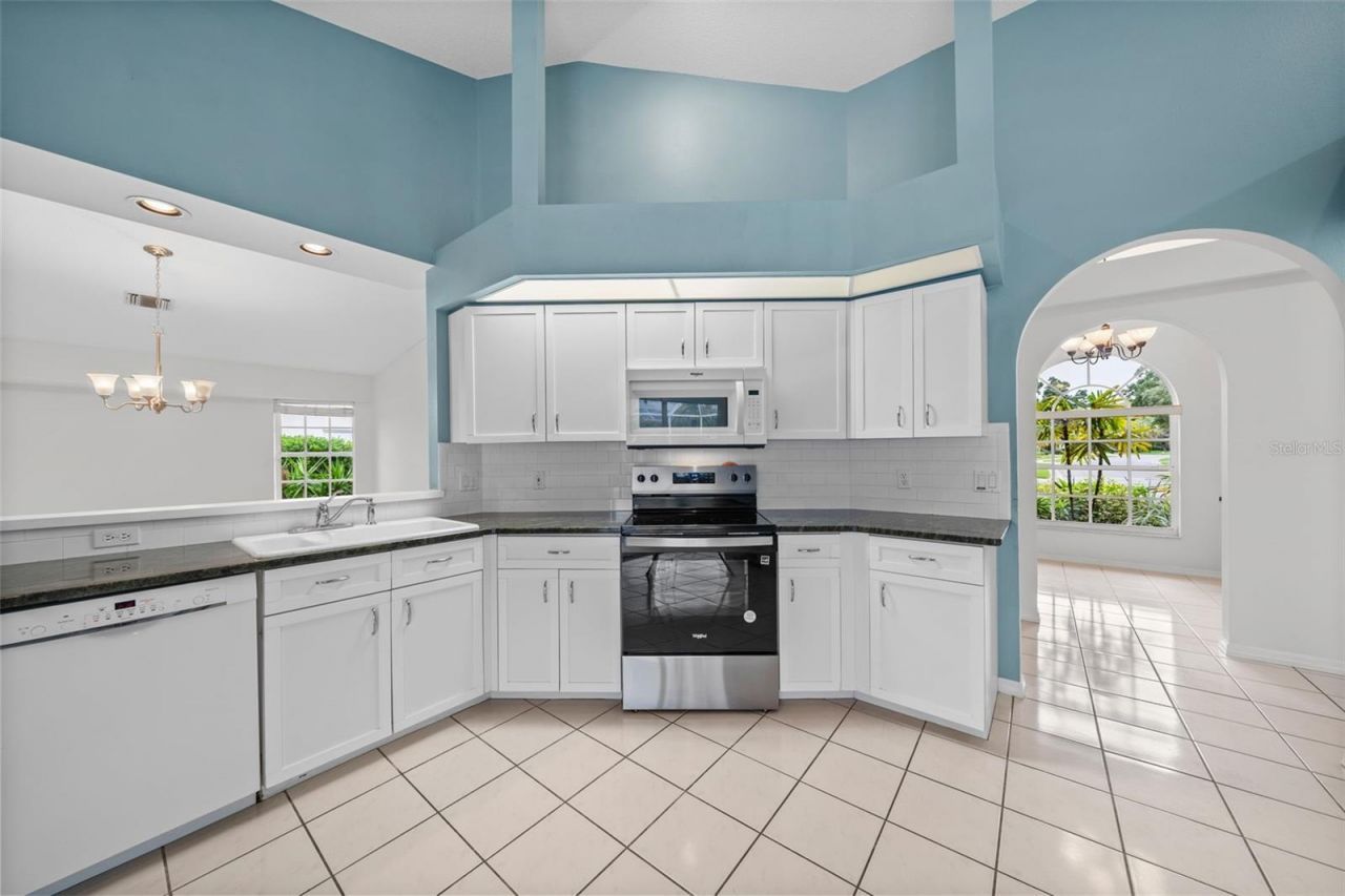555 Park Estates Square, Venice, FL 34293 Photo