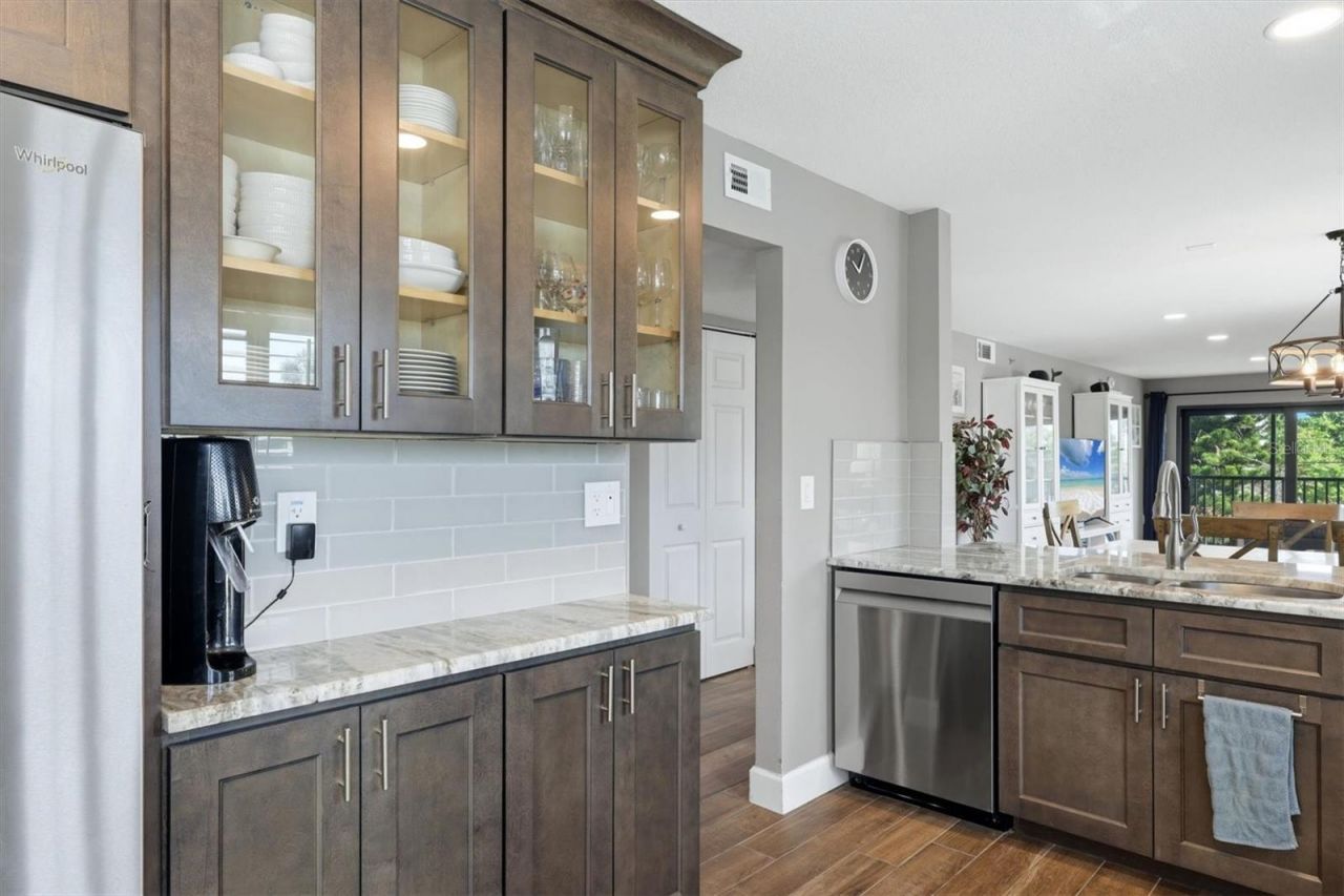 1001 Benjamin Franklin Drive, Unit 206, Sarasota, FL 34236 Photo