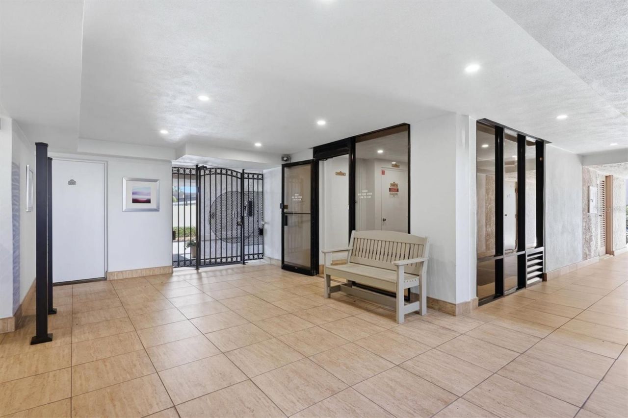 1001 Benjamin Franklin Drive, Unit 206, Sarasota, FL 34236 Photo