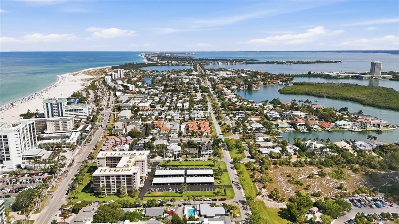 1001 Benjamin Franklin Drive, Unit 206, Sarasota, FL 34236 Photo