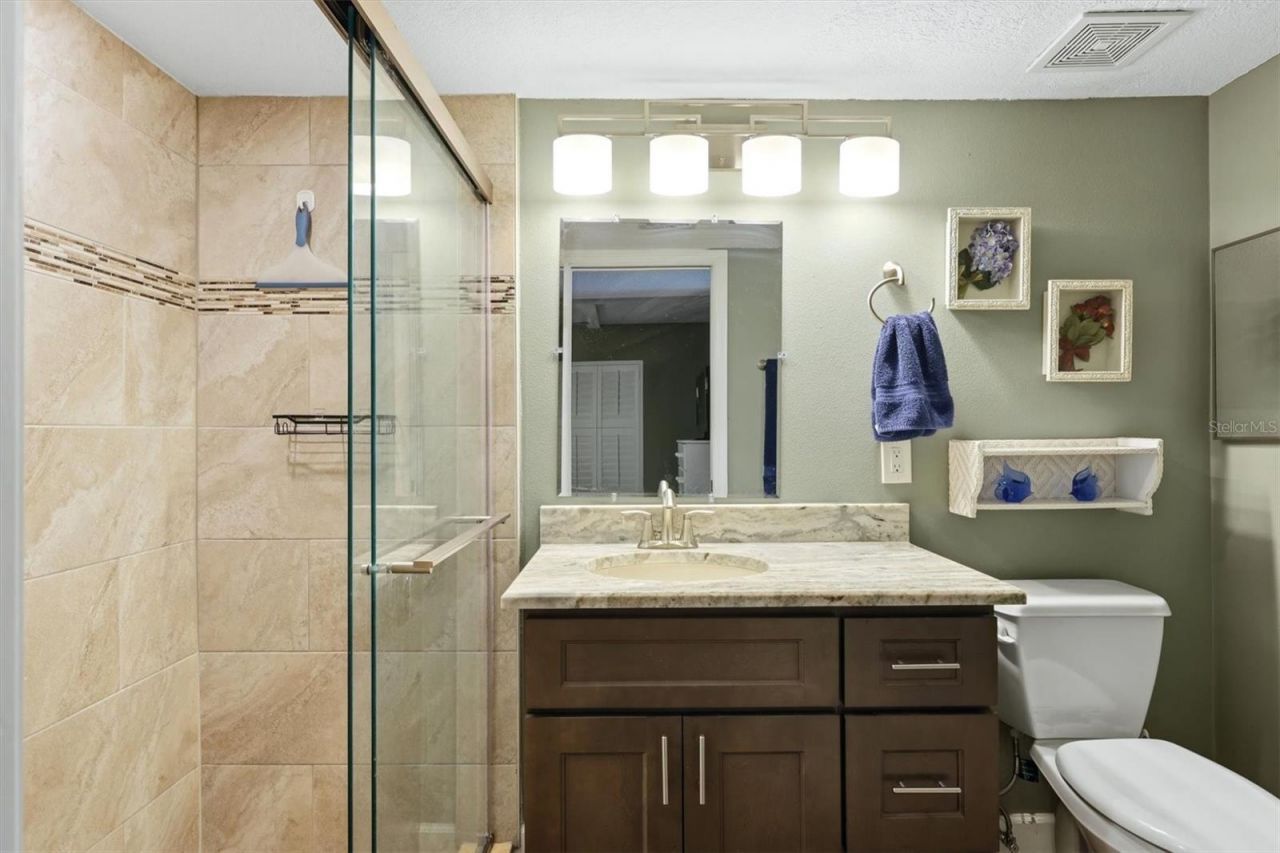 1001 Benjamin Franklin Drive, Unit 206, Sarasota, FL 34236 Photo