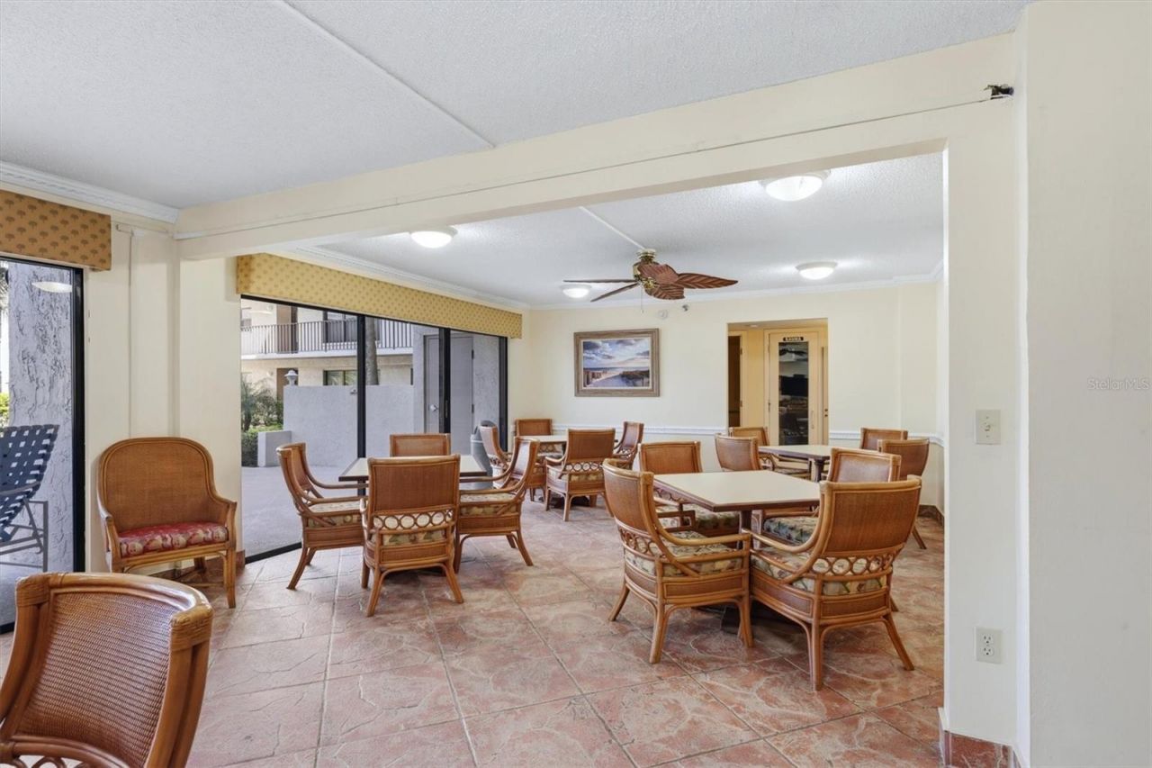 1001 Benjamin Franklin Drive, Unit 206, Sarasota, FL 34236 Photo