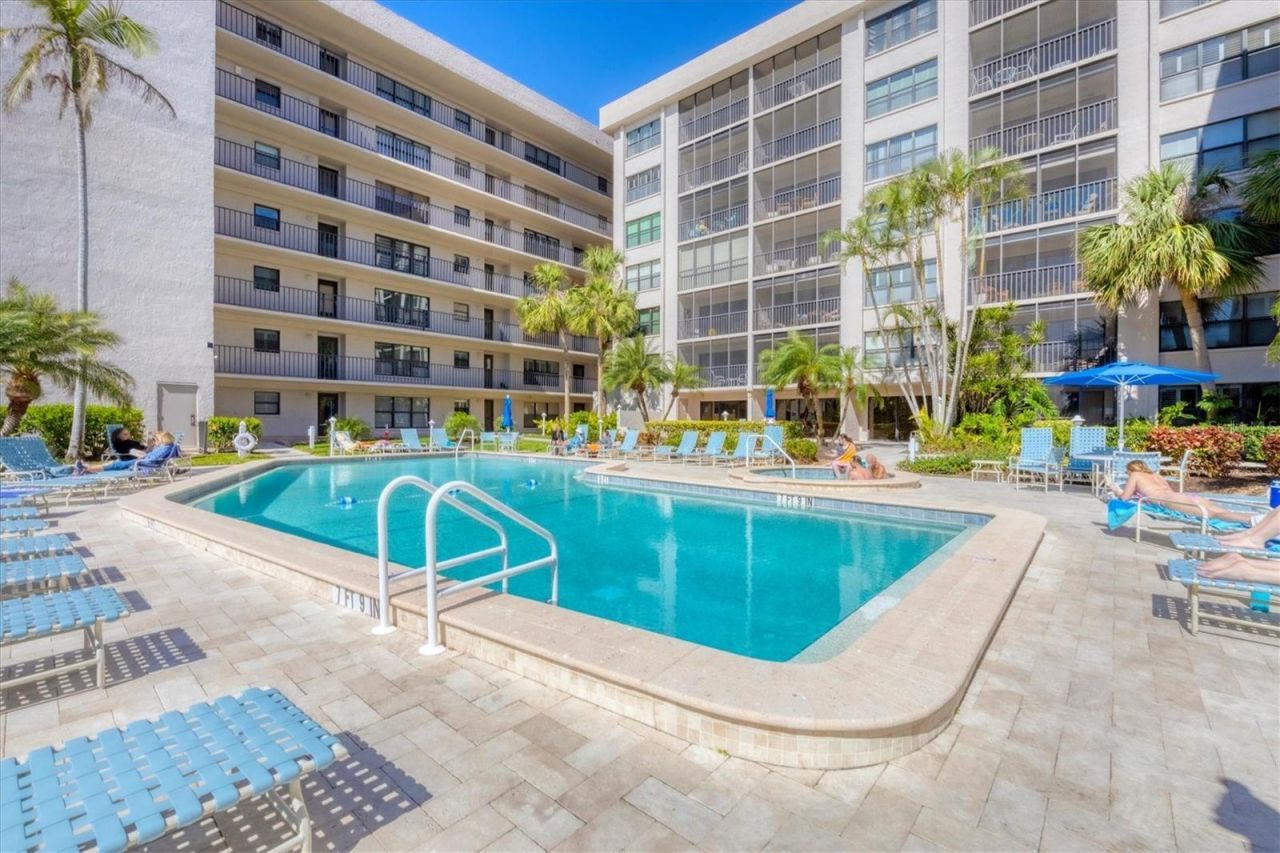 1001 Benjamin Franklin Drive, Unit 206, Sarasota, FL 34236 Photo