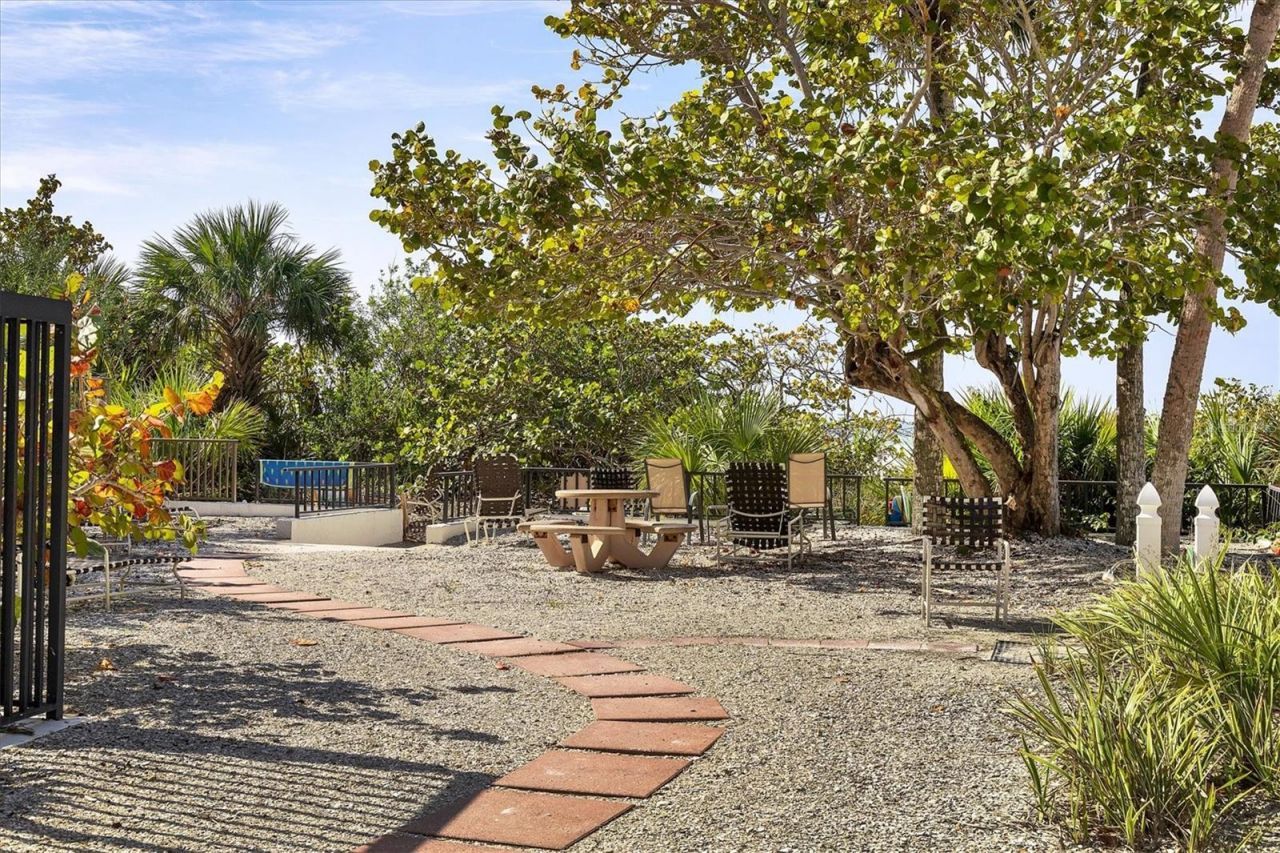 1001 Benjamin Franklin Drive, Unit 206, Sarasota, FL 34236 Photo