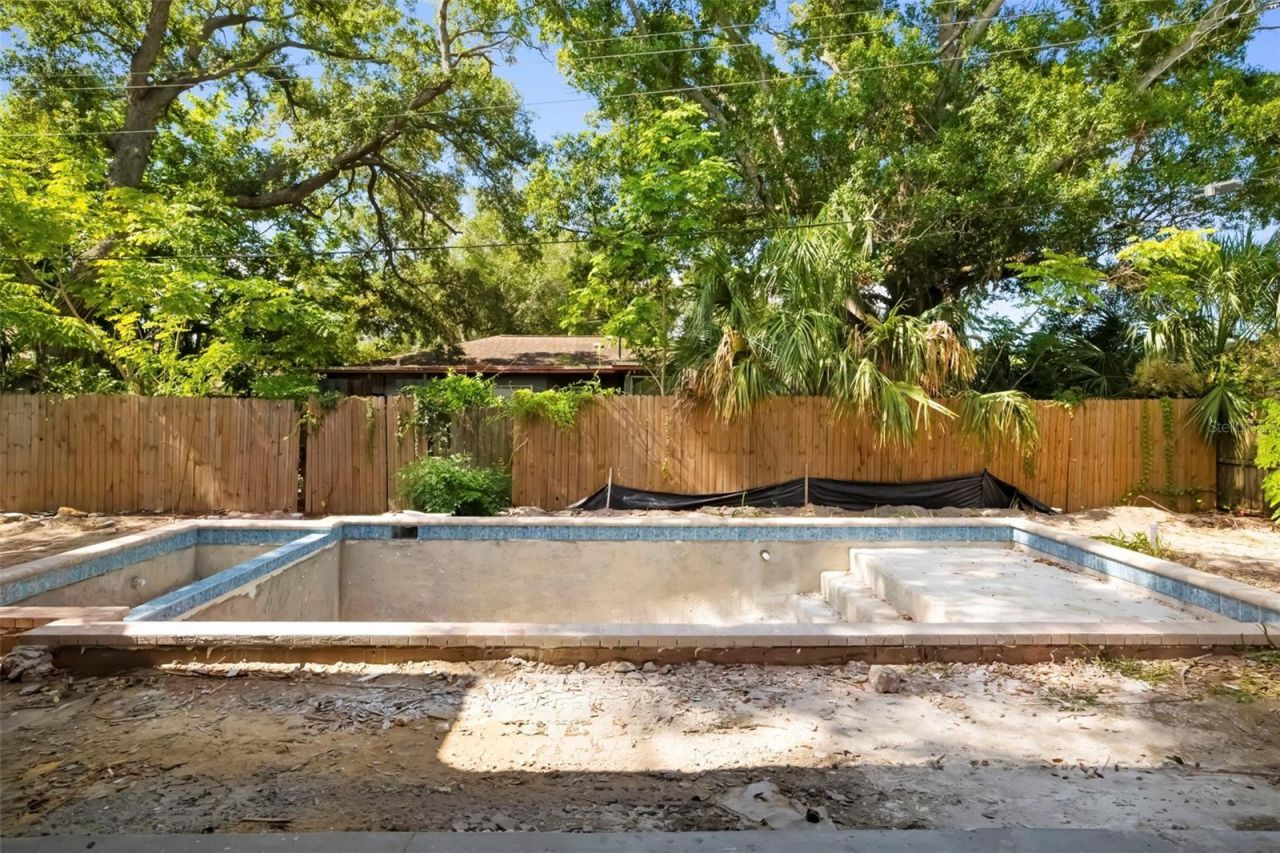 2114 Floyd Street, Sarasota, FL 34239 Photo