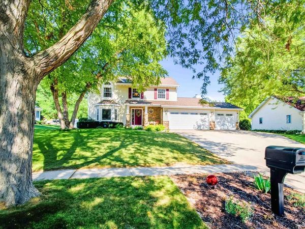 412 Bonnie Road, Cottage Grove, WI 53527