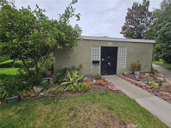 11 Via Castilla, Unit B, Laguna Woods, CA 92637