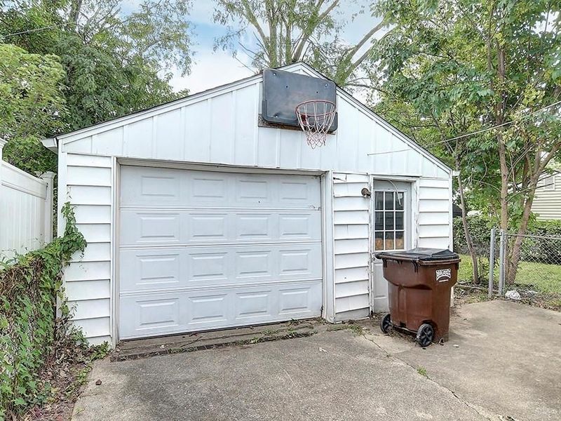 24 Forest Glen Drive, Middletown, OH 45042 Photo 12