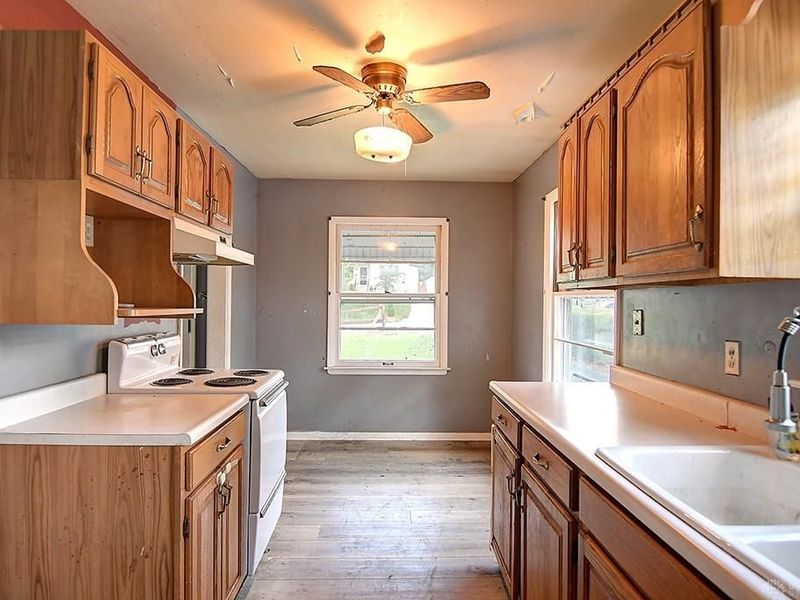24 Forest Glen Drive, Middletown, OH 45042 Photo 3