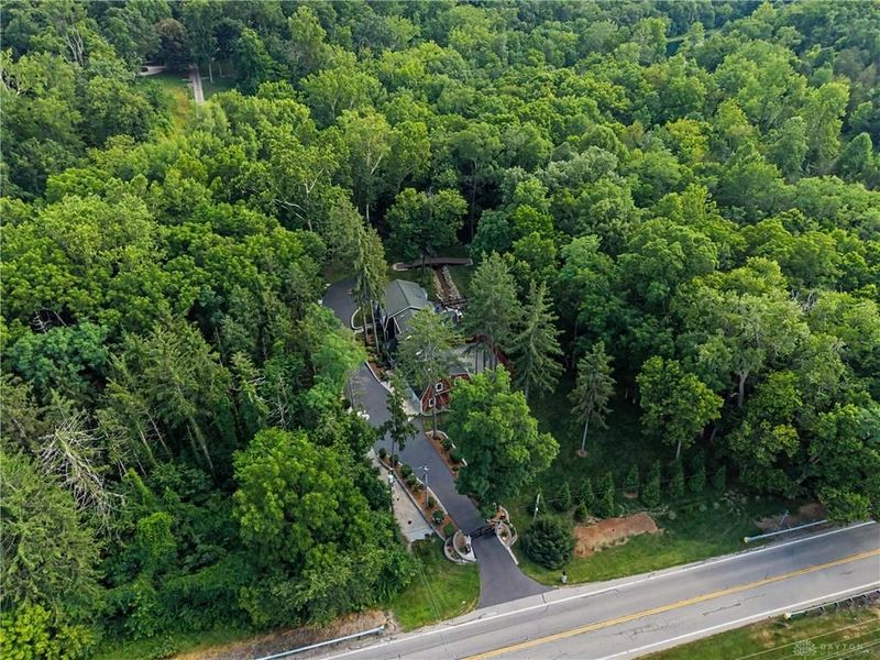 439 E Route 73 Drive, Clearcreek Township, OH 45066 Photo 2