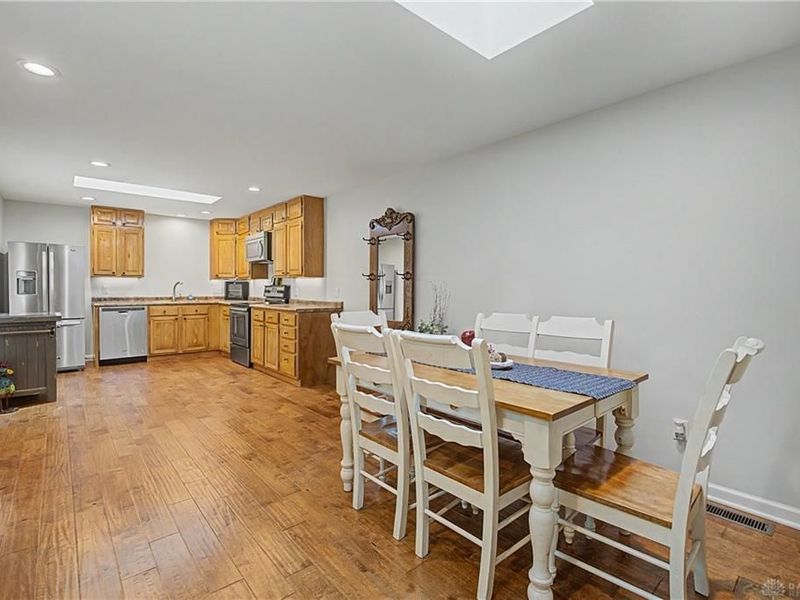 439 E Route 73 Drive, Clearcreek Township, OH 45066 Photo 32