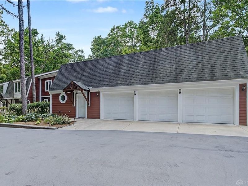 439 E Route 73 Drive, Clearcreek Township, OH 45066 Photo 7