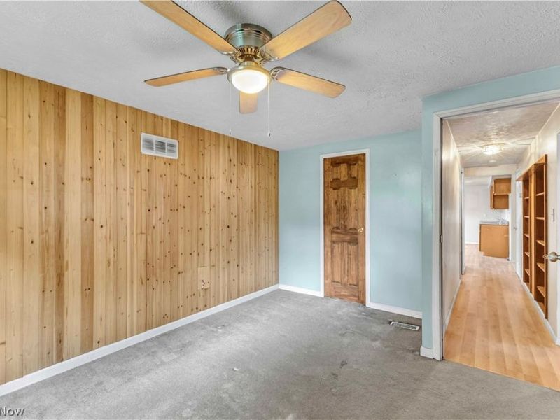 445 Morgan Court , Lagrange, OH 44050 Photo 12