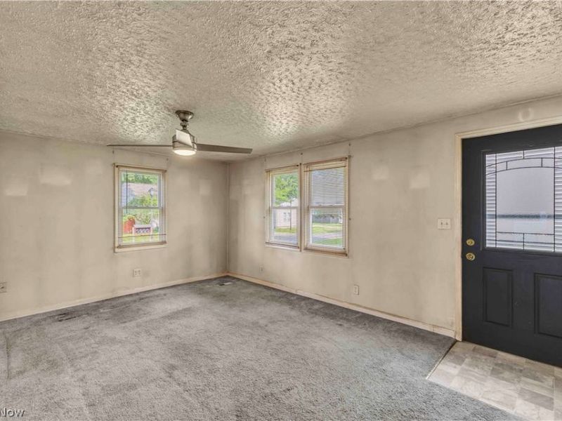 445 Morgan Court , Lagrange, OH 44050 Photo 8