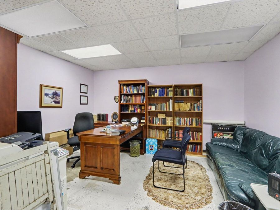 Property Image 16