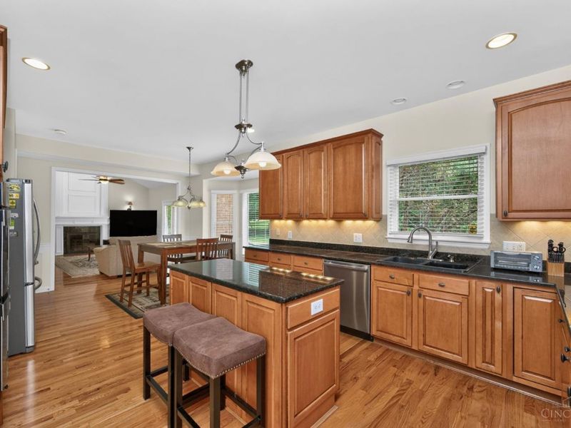 9617 Stonemasters Drive, Symmes Township, OH 45140 Photo 7