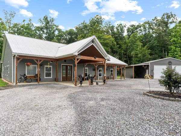 1036 Stokley Court, Dandridge, TN 37725
