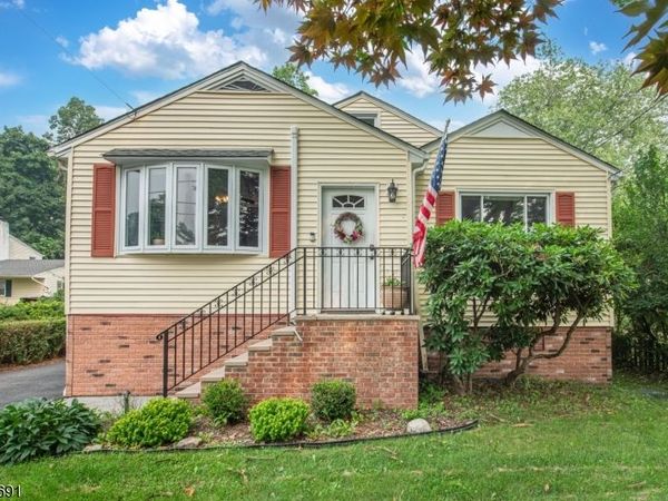 506 Ryerson Rd, Roxbury, NJ 07850