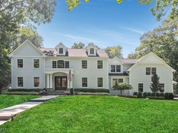 6 Butternut Rd, Allendale, NJ 07401