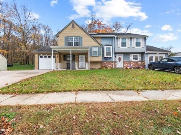 56 Greenwich Dr, Westampton, NJ 08060