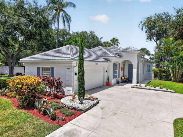 4690 Hammock Circle, Delray Beach, FL 33445