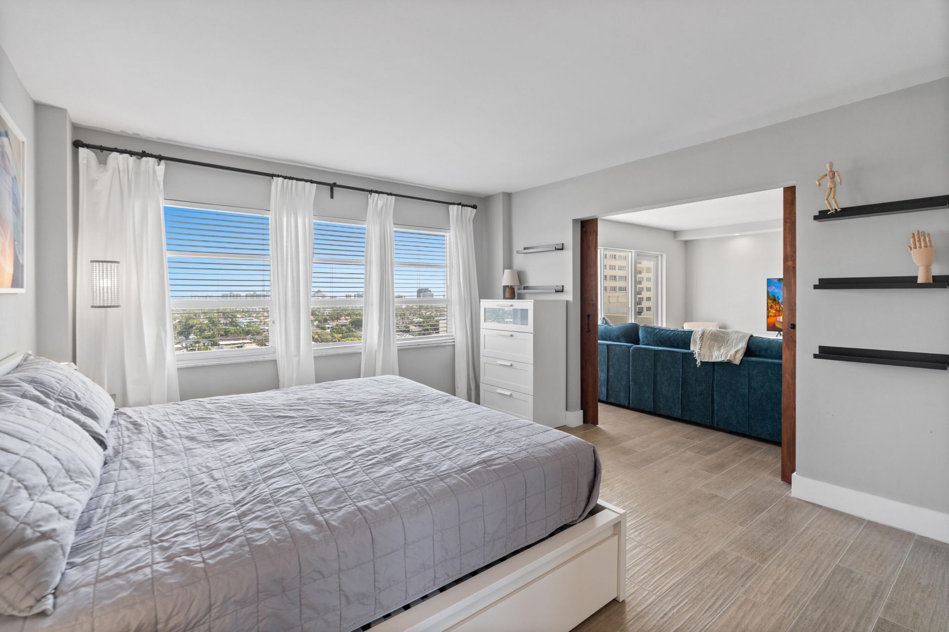 340 Sunset Drive, Unit 1508, Fort Lauderdale, FL 33301 Photo