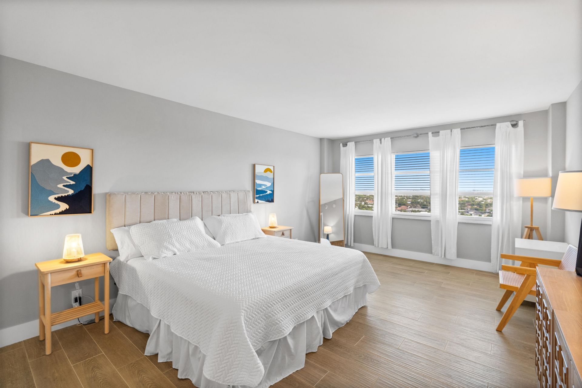340 Sunset Drive, Unit 1508, Fort Lauderdale, FL 33301 Photo