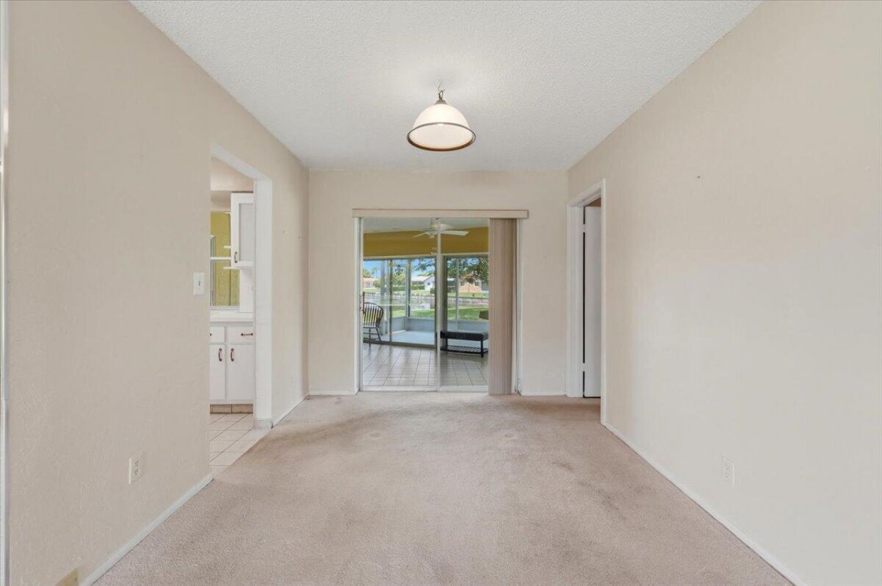 9401 NW 70 Place, Tamarac, FL 33321 Photo