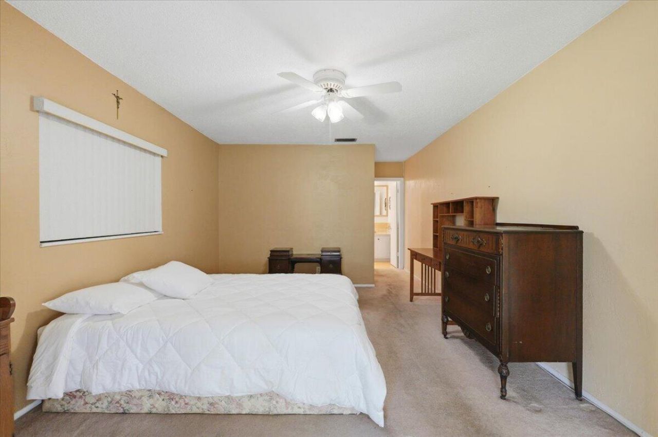 9401 NW 70 Place, Tamarac, FL 33321 Photo