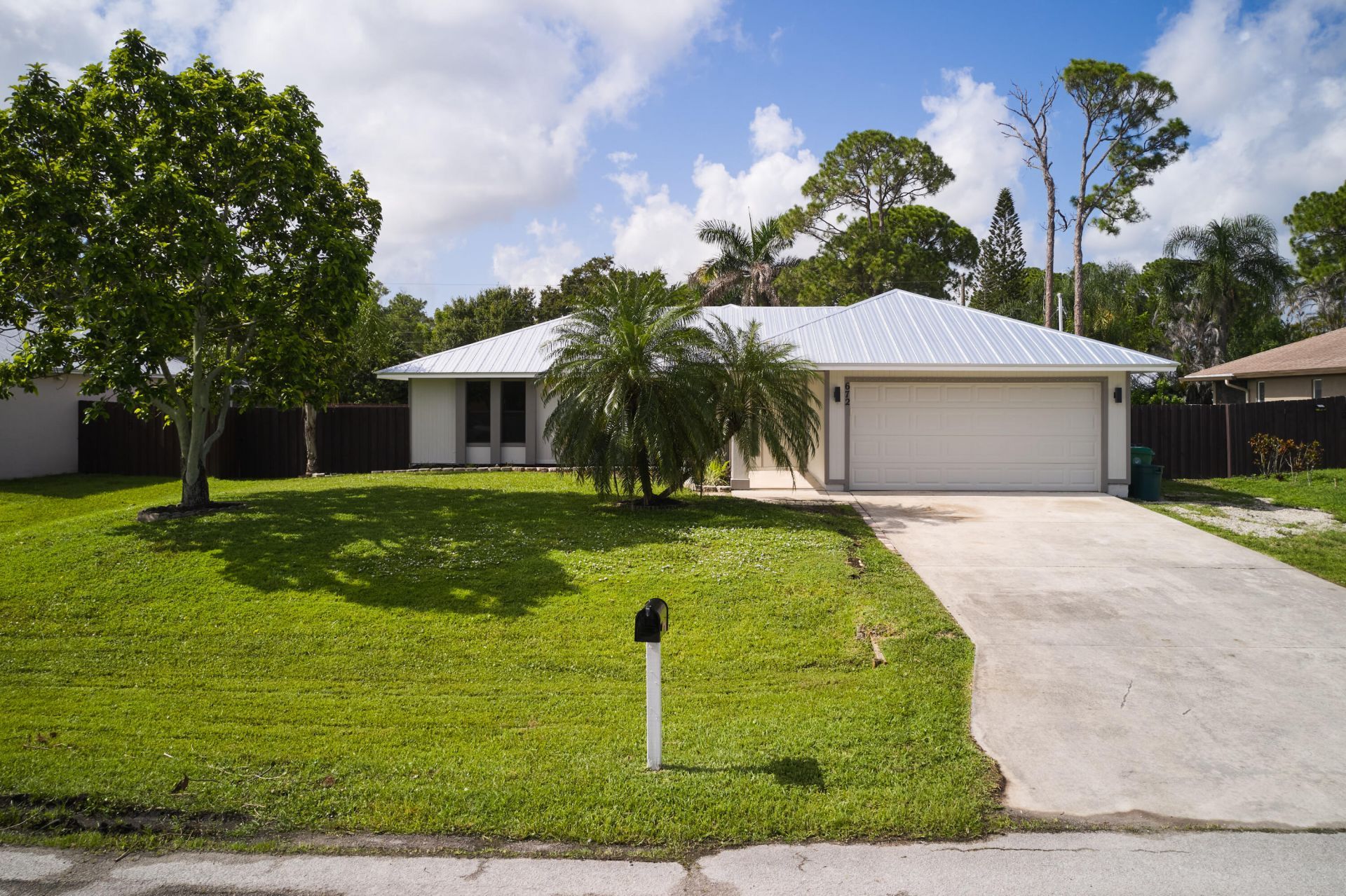 672 SW Ewing Avenue, Port Saint Lucie, FL 34983 Photo