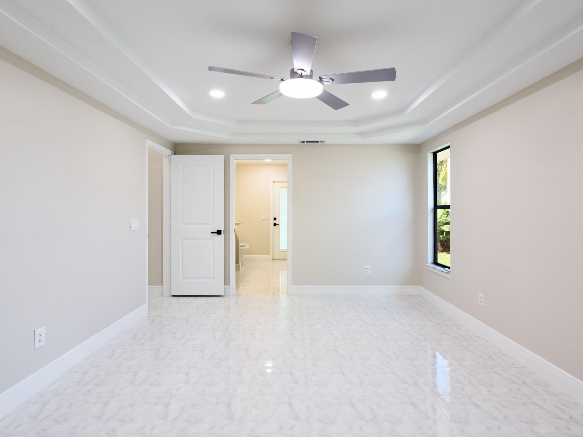 672 SW Ewing Avenue, Port Saint Lucie, FL 34983 Photo