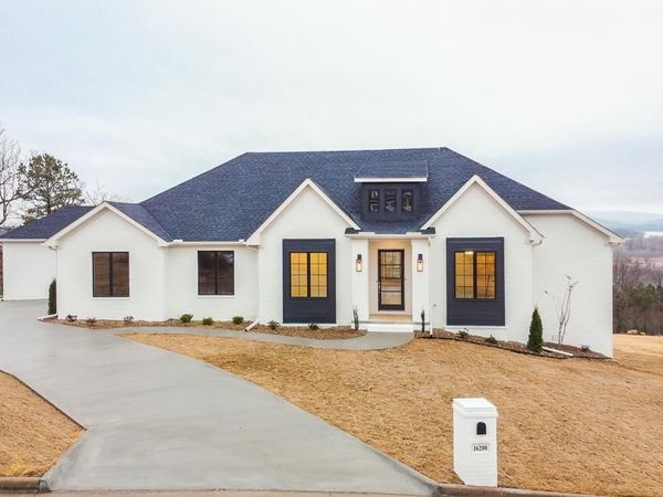 16200 Vista Del Rio , North Little Rock, AR 72113