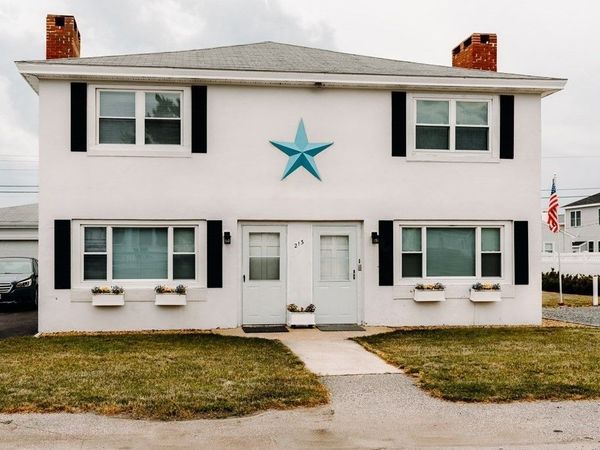 212 Bristol St, Unit 212, Seabrook, NH 03874