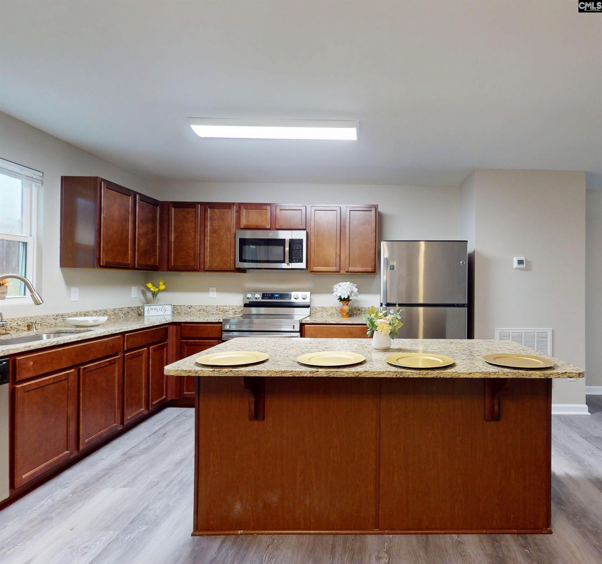 1014 Sequoia Court  Photo 10