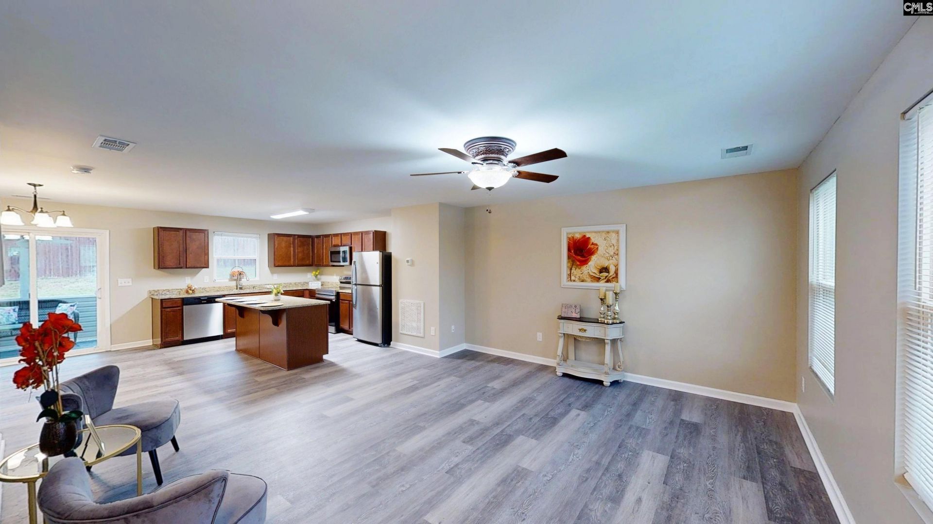 1014 Sequoia Court  Photo 6