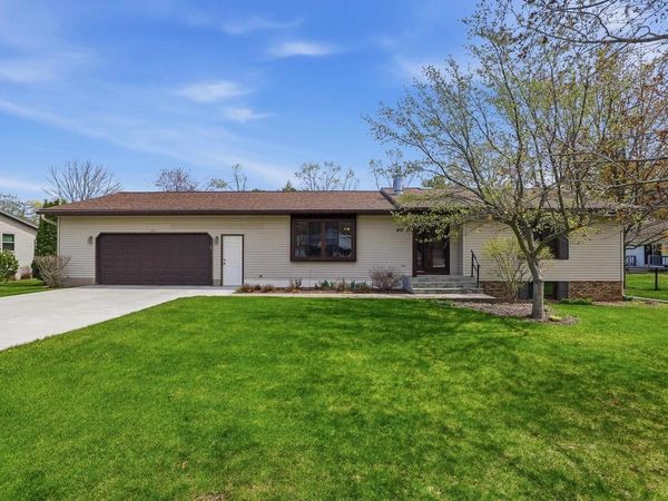410 HAWTHORNE AVENUE, Plover, WI 54467
