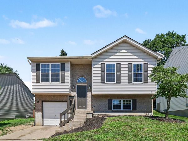 1052 Fallbrook Drive, Elsmere, KY 41018