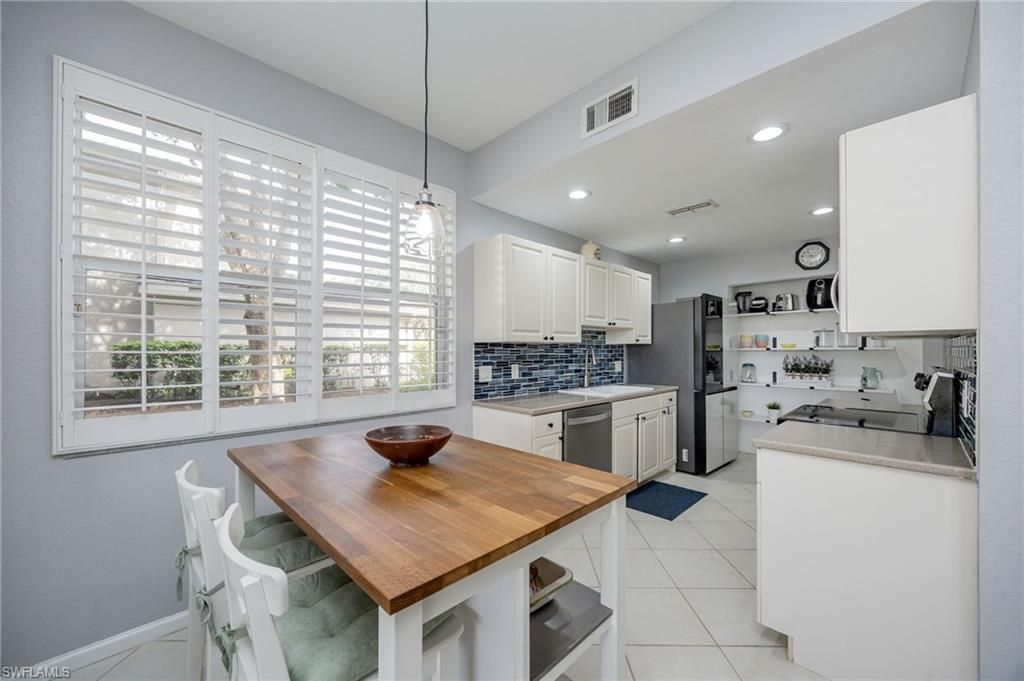7098 Pond Cypress Ct, Unit 102, Naples, FL 34109 Photo